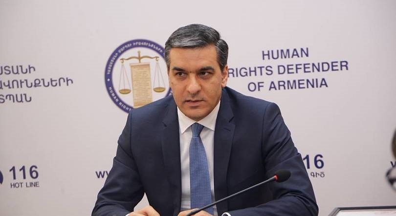 Омбудсмен Армении осуждает нападение на дом адвоката Тиграна Атанесяна