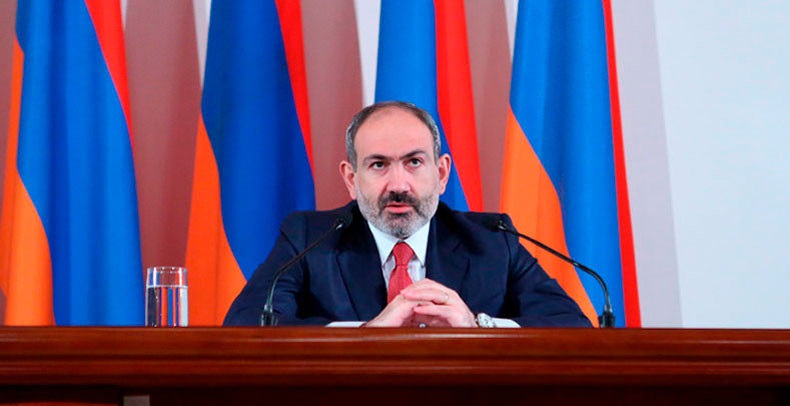 Премьер Армении поздравил президента Уругвая по случаю Дня независимости