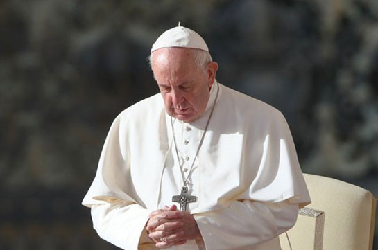 Папа Римский помолился за мир на Кавказе и призвал стороны к диалогу и переговорам