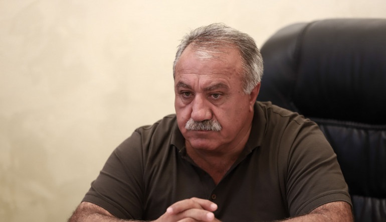 Արցախում վիրավորվել է ԵԿՄ ղեկավար Սասուն Միքայելյանը, նրան վիրահատում են