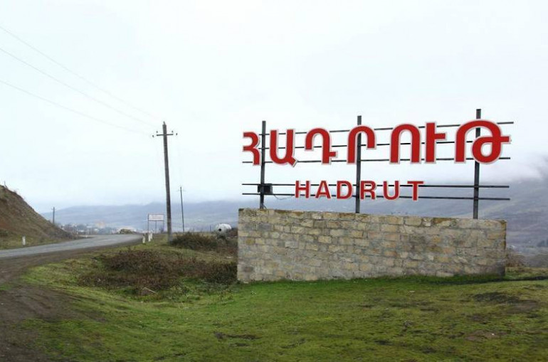 Հադրութի հատվածում լայնածավալ մարտական գործողությունները շարունակվում են. Վահրամ Պողոսյան