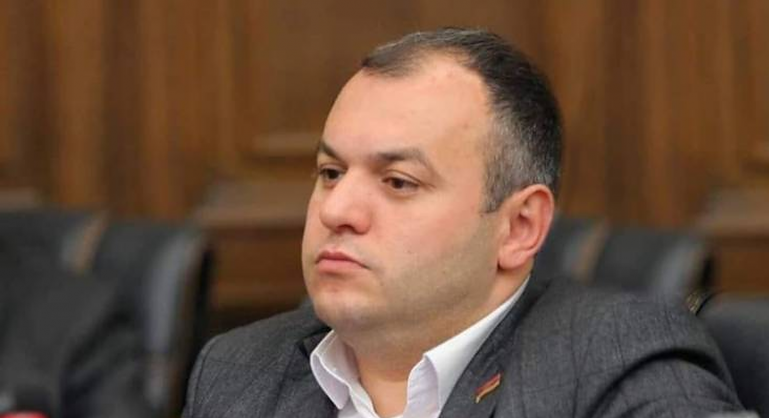 Համակարծիք չլինելով քաղաքական թիմի դիրքորոշման հետ՝ դուրս «Իմ քայլը» խմբակցությունից․ Վարդան Աթաբեկյան