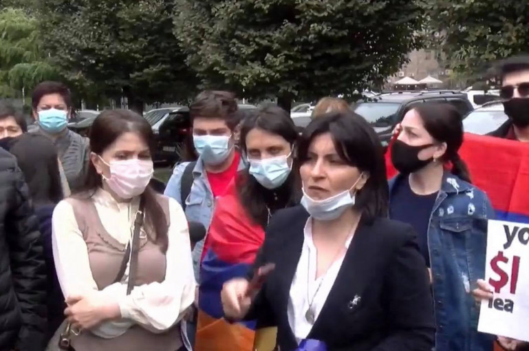 Բողոքի ակցիա՝ ՄԱԿ-ի գրասենյակի առջև