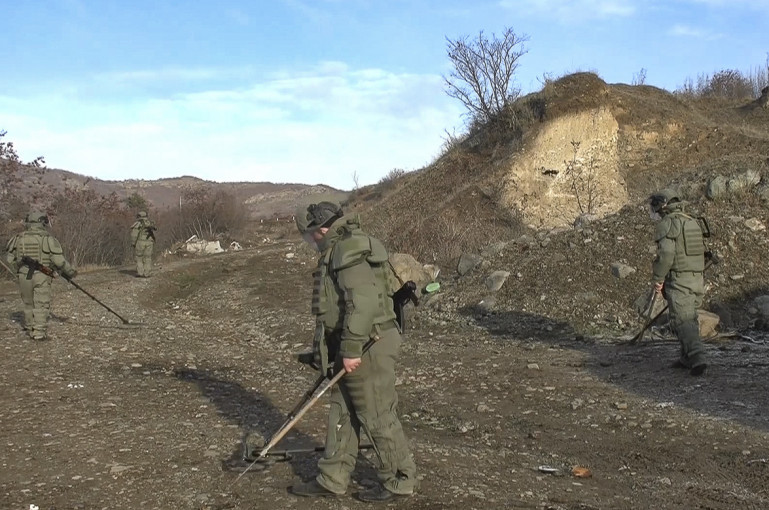 ԼՂ-ում ռուս խաղաղապահ ուժերի ինժեներական ստորաբաժանումներն ականազերծել են 250 հեկտար տարածք․ ՌԴ ՊՆ