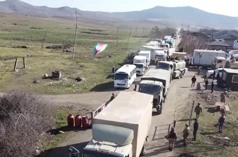 Մարտակերտցիները չեն թողել ադրբեջանական բեռնատարների շարասյունը գնա Քարվաճառ. ԼՈՒՍԱՆԿԱՐ
