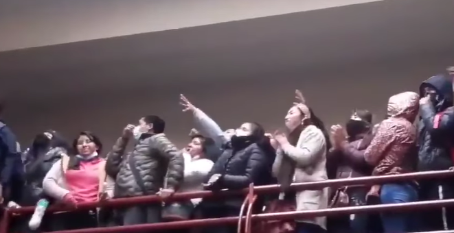Բոլիվիայում ուսանողական հավաքի ժամանակ ճաղաշարքը փլուզվել է. կա 7 զոհ (տեսանյութ)