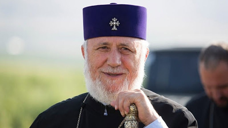 Католикос всех армян отбыл в США