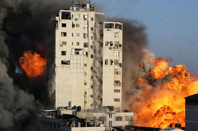 Գազայի հատվածում իսրայելական հարվածի հետևանքով փլուզվել է բարձրահարկ շենք. РИА Новости
