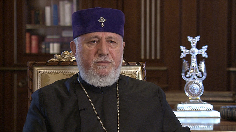 Католикос всех армян направил Папе Римскому Франциску пожелания скорейшего выздоровления