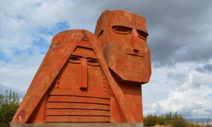 Երկիրը շարժվում է իր գլխին իջեցված օրակարգով՝ ընդդեմ Հայաստանի և Արցախի շահերի