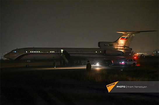 Հայ գերիներին տեղափոխող ինքնաթիռը վայրէջք կատարեց Երևանում