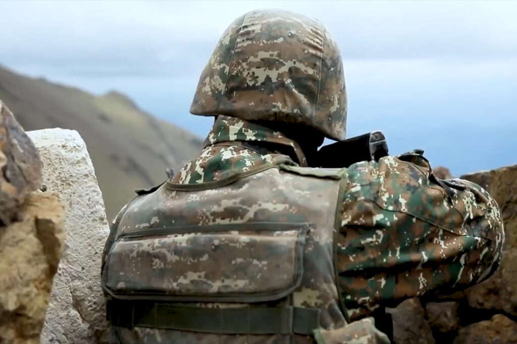 Գեղարքունիք ներխուժած Ադրբեջանի ԶՈւ-ն ավելացրել է զինծառայողների քանակը, սպառազինությունը