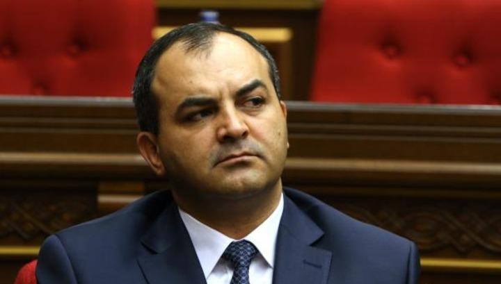 Արթուր Դավթյանը չի պաշտոնավարի մինչև իր ժամկետի ավարտը
