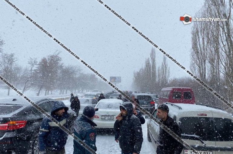 Երևան-Սևան ճանապարհին մերկասառույցը դարձել է 30-ից ավելի ավտոմեքենաների վթարի պատճառ