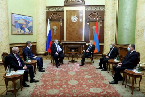 ՀՀ և ՌԴ փոխվարչապետները քննարկել են Հարավային Կովկասում տրանսպորտային կոմունիկացիաների հեռանկարները