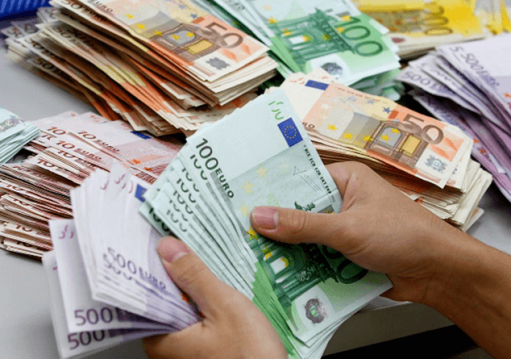 Դոլարի, եվրոյի և ռուբլու փոխարժեքը հայաստանյան բանկերում
