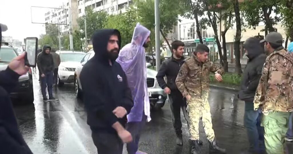 ՈւՂԻՂ. «Դիմադրություն» շարժումն անհնազանդության ակցիաներ և ավտոերթեր է անում Երևանում