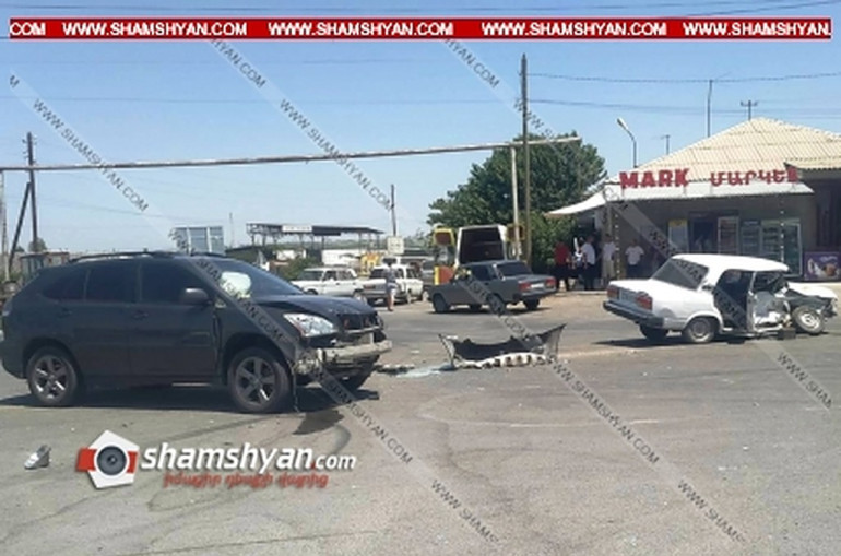 Արարատի մարզում բախվել են Lexus-ն ու 07-ը, 3 վիրավորներից 2-ը երեխաներ են