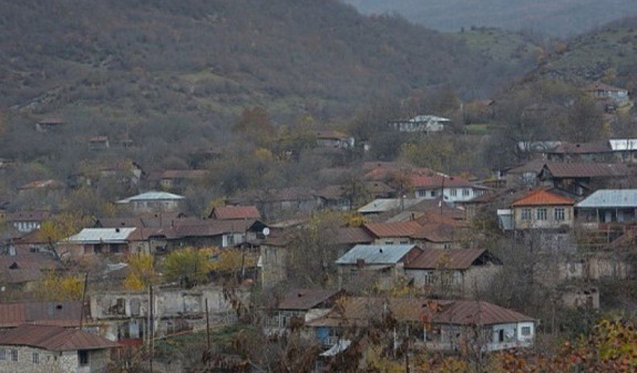 Ադրբեջանցիները թալանել են Փառուխը, բնակիչները տեղահանված են, իսկ գյուղում լինում են միայն խաղաղապահները