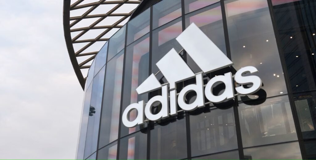 Adidas-ը ստիպված է ազատվել չվաճառված Yeezy մարզակոշիկներից