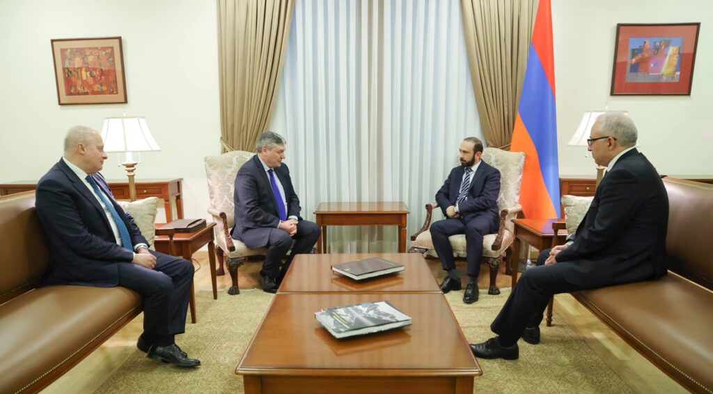Հայաստանն ու Ռուսաստանը քաղաքական խորհրդակցություններ են անցկացրել Իրանի հետ համագործակցության թեմայով