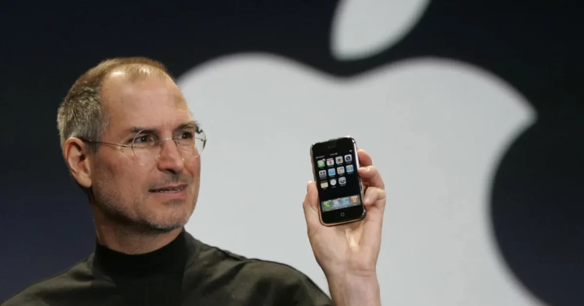 2007թ iPhone-ը վաճառվել է մոտ 200 000 դոլարով