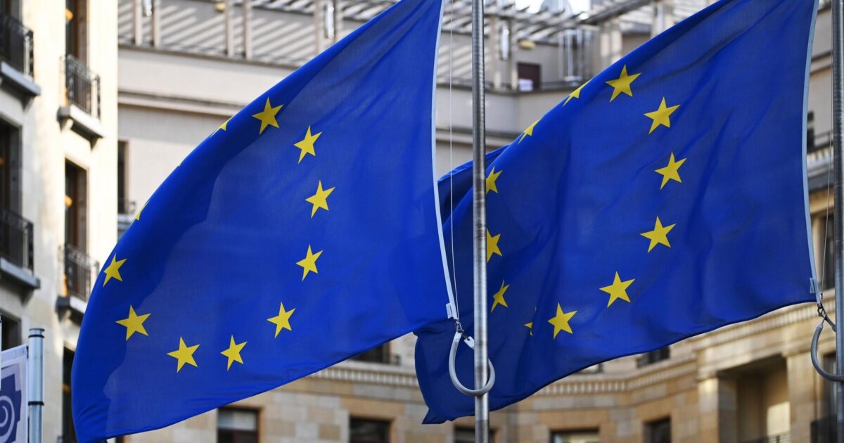 ԵՄ-ն ի գիտություն է ընդունել Ղարաբաղում հրադադարի մասին հաղորդագրությունները և վերահսկում է իրավիճակը