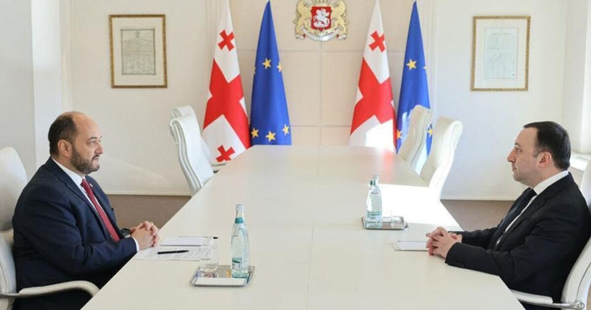 Արայիկ Հարությունյանը հանդիպել է Վրաստանի վարչապետին