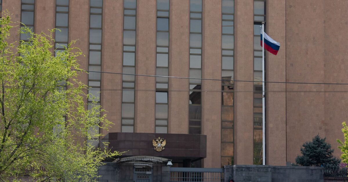Ռուսաստանի դեսպանատունը ահազանգում է պատերազմի վտանգի մասին