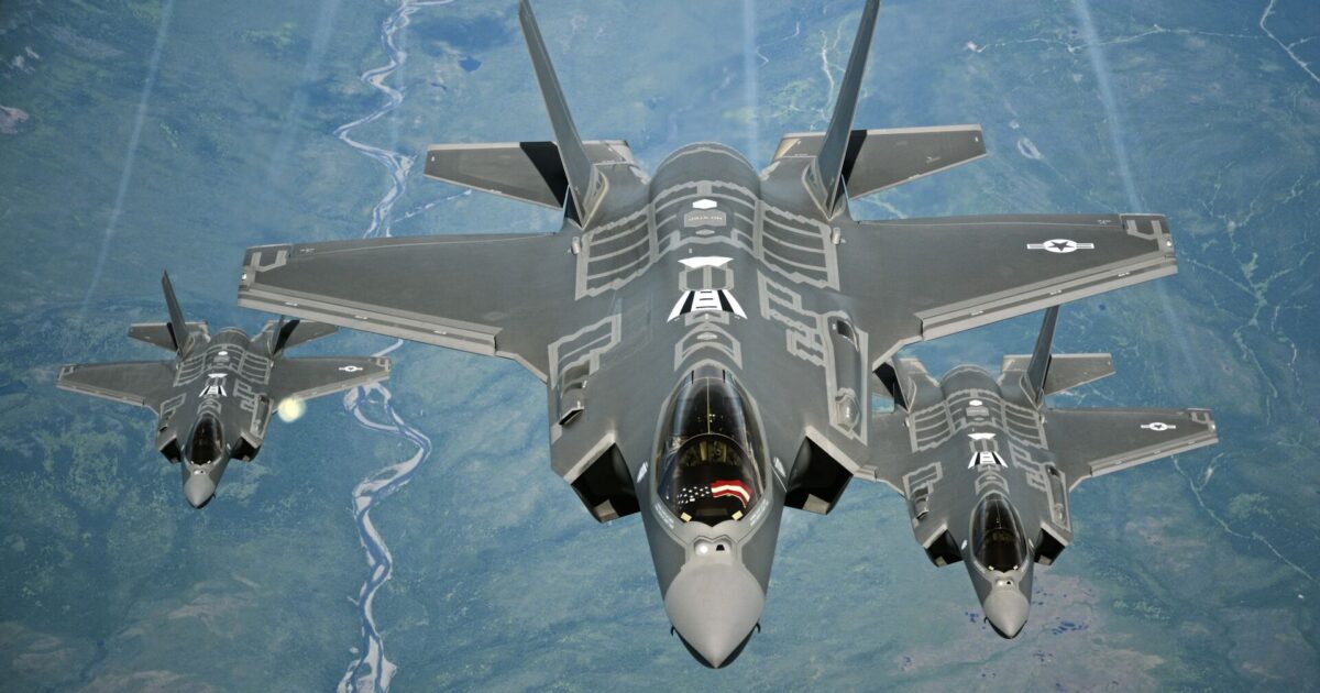 Մի գիշեր մենք կարող ենք F-35-ներով հանկարծակի գալ Անկարա․ հույն նախարար