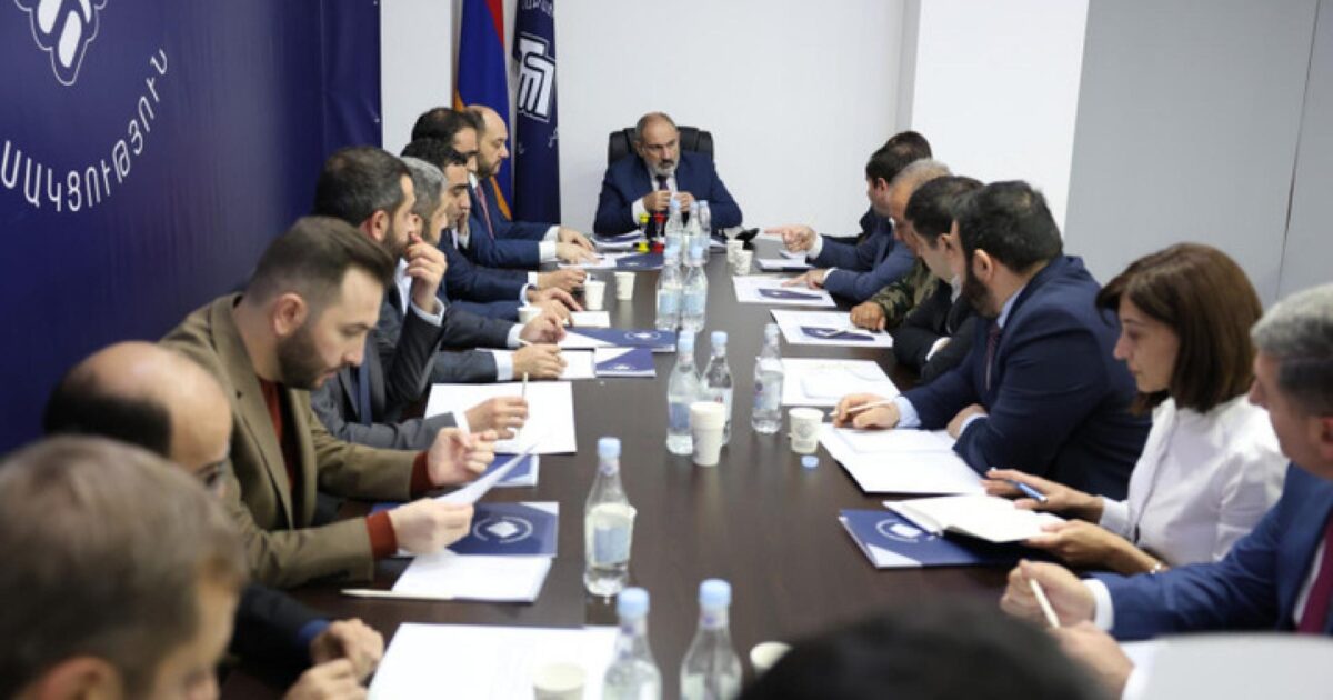 ՔՊ-ականները հանգիստը համատեղում են կուսակցական աշխատանքի հետ` պատրաստվելով 2026 թվականի ընտրություններին. «Ժողովուրդ»