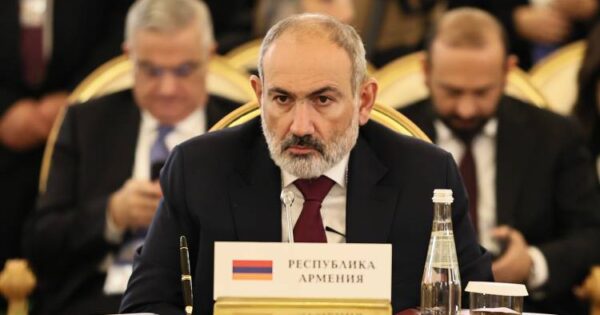 Գերագույն մուրացիկը․ «Հրապարակ»