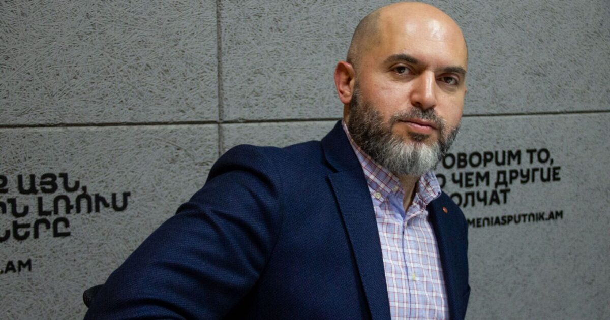 «ԵՄ դիտորդներին բերելը մի այիբ էր, Ալիևի պահանջով նրանց հեռացնելը՝ երկու». Արմեն Աշոտյան