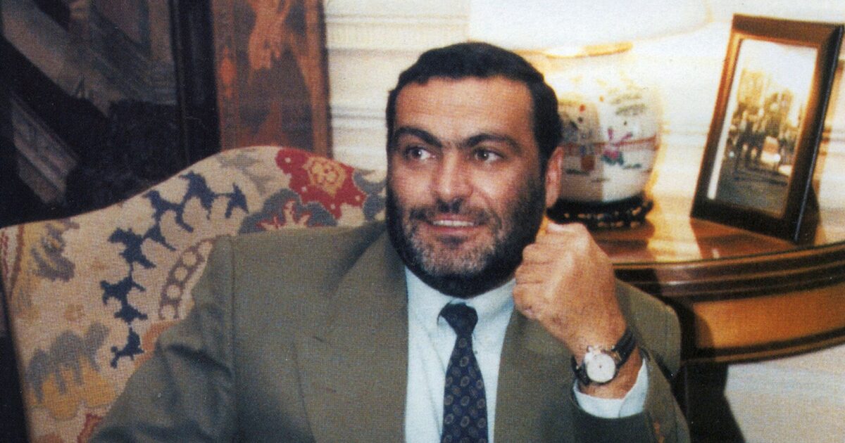 Վերջին 3 տասնամյակներում Վազգեն Սարգսյանի անունը մշտապես դիտարկվել է բանակի կողքին