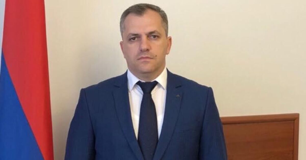 Ասում են՝ Արցախի նախագահը դղյակներ ու բիզնեսներ ունի, բայց ես ապրում եմ 60 քմ բնակարանում՝ իմ 5 հոգանոց ընտանիքի հետ․ Սամվել Շահրամանյան