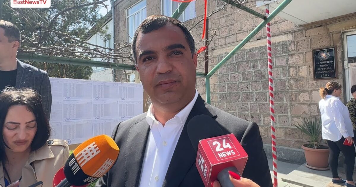 Վալոդյա Գրիգորյանը երդմամբ ստանձնեց Փարաքար համայնքի ղեկավարի պաշտոնը
