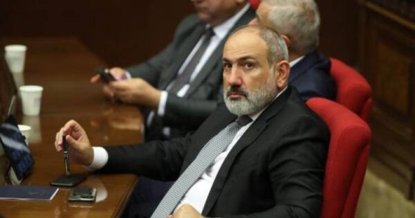 Նիկոլ Փաշինյանը պարբերաբար գնում է բժշկի․ «Հրապարակ»