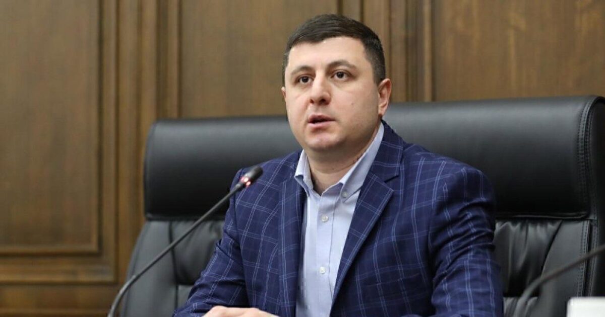 Պատերազմի պատասխանատուները ազատ են, նվիրյալների ծնողները՝ բանտում․Աբրահամյան