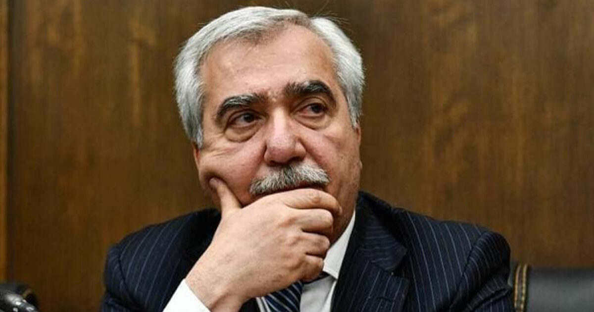 Անդրանիկ Քոչարյանը վախվորած է եւ անհանգստացած. նրա միակ պաշտպանը ՔՊ-ական Արմեն Խաչատրյանն է. «Ժողովուրդ»