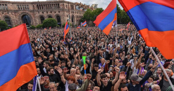 Իշխանությունները նվազագույն աջակցություն են վայելում. ի՞նչ կարող է անել ընդդիմությունը. «Փաստ»