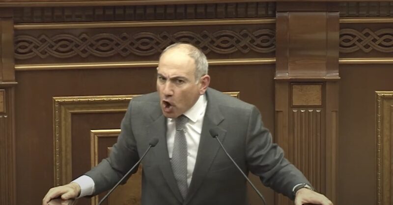 Կրթության դիմակն ու ամբիոնի իրականությունը