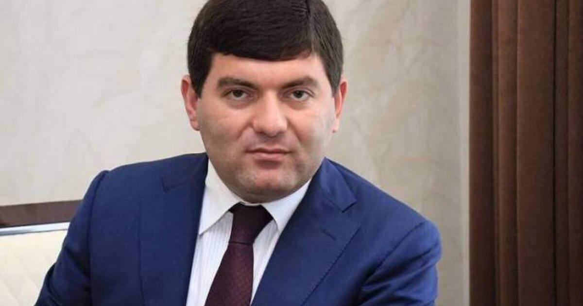«Պատիվ ունեմ» խմբակցությունը վարչապետի թեկնածու է առաջադրում Դավիթ Համբարձումյանին