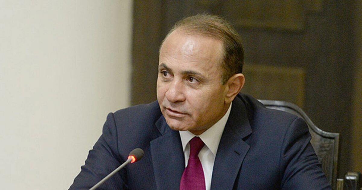 Հովիկ Աբրահամյանը կմասնակցի՞ թոռան հարսանիքին․ «Հրապարակ»