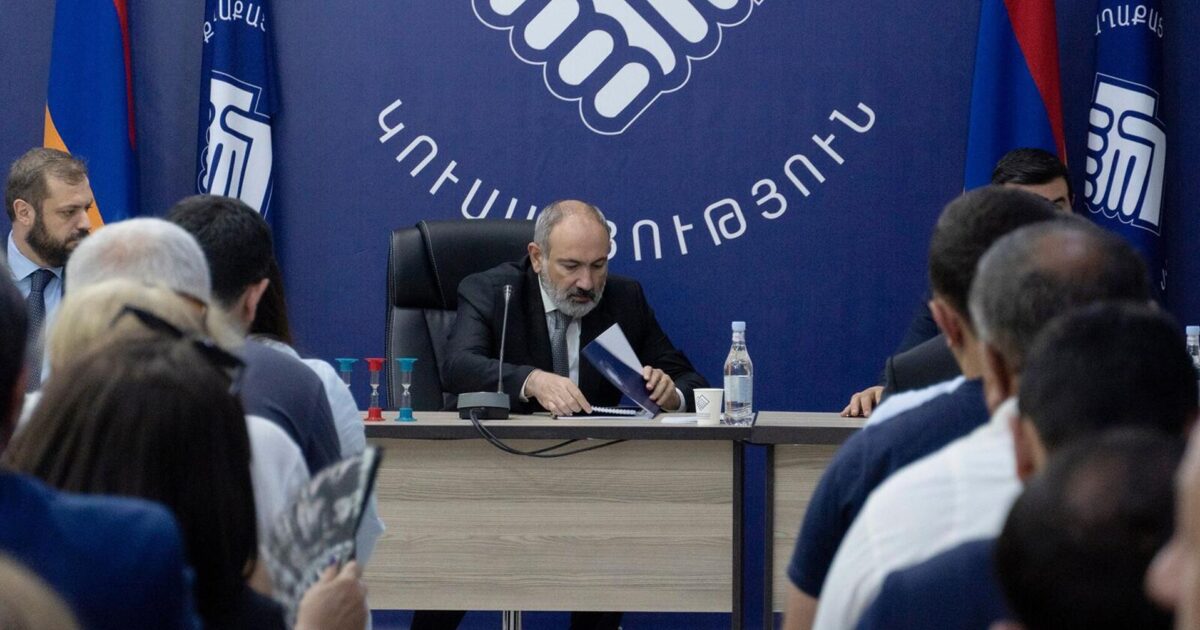 Փաշինյանը հրահանգել է մեծացնել եկեղեցու դեմ ճնշումը․ «Հրապարակ»