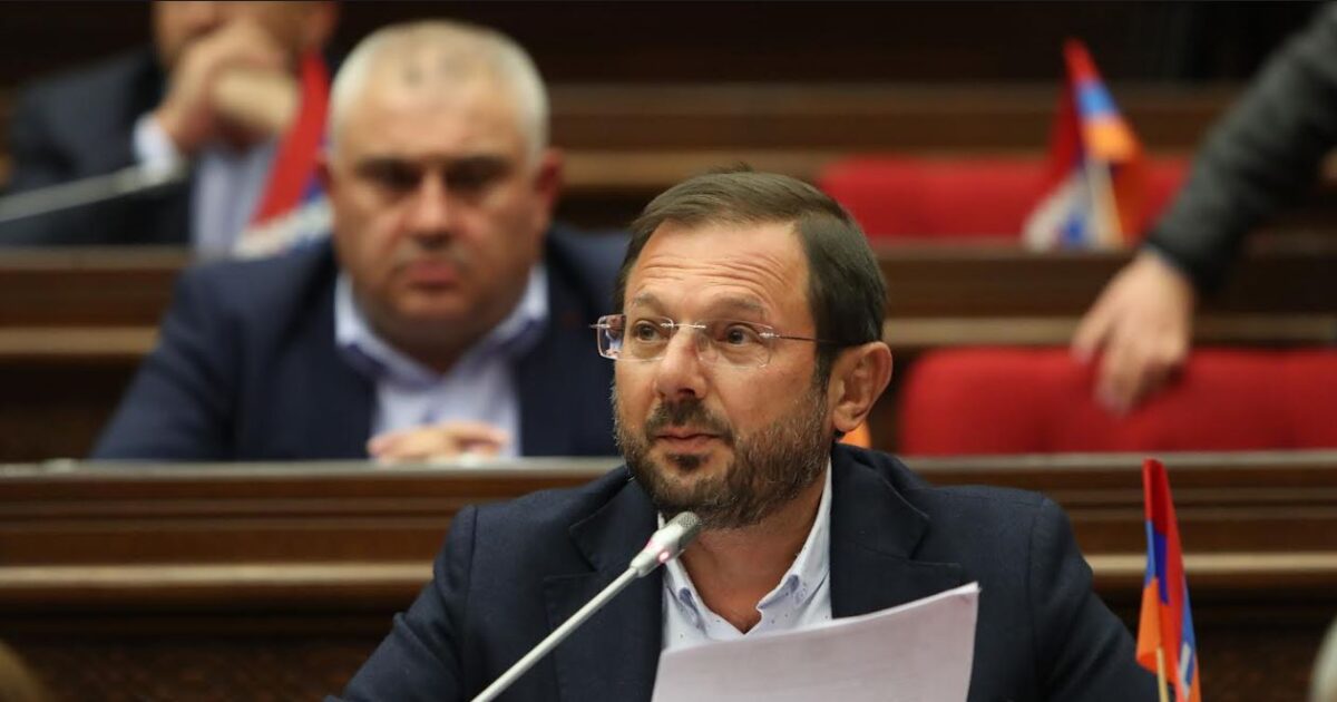 Դրա աչքը մեկը չկոխե՞ց 1828 թվականի քարտեզը. այստեղ ոչ միայն Սևանը կա, այլեւ՝ Արցախը․ Մանուկյան