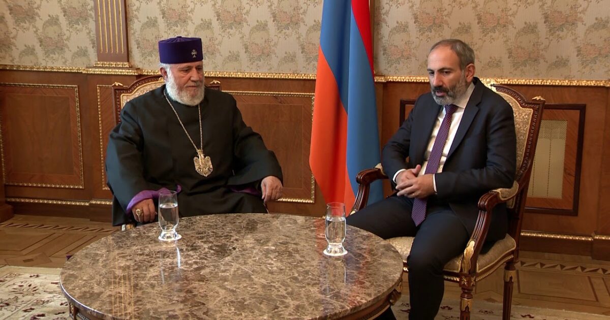Հայ առաքելական եկեղեցին՝ վերջին պատնեշը քաղաքական «բեսպրեդելի» դեմ. «Փաստ»