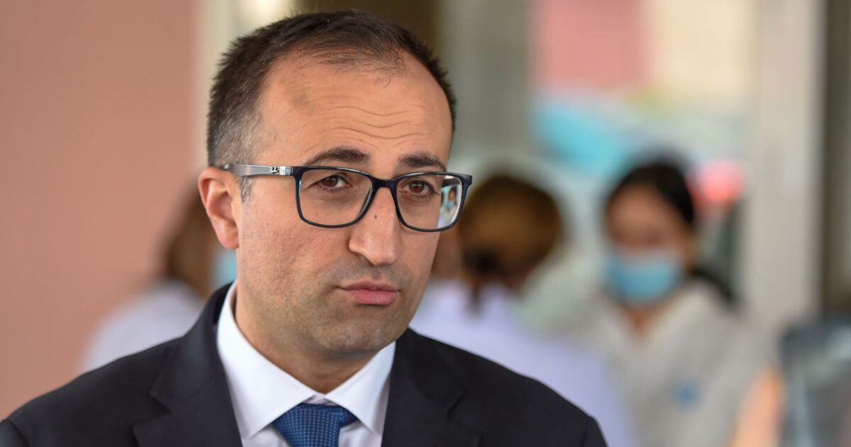 1003 ընտանիք 4 ամսում Թորոսյանի օրոք զրկվել է նպաստից. պաշտոնական թվեր. «Ժողովուրդ»