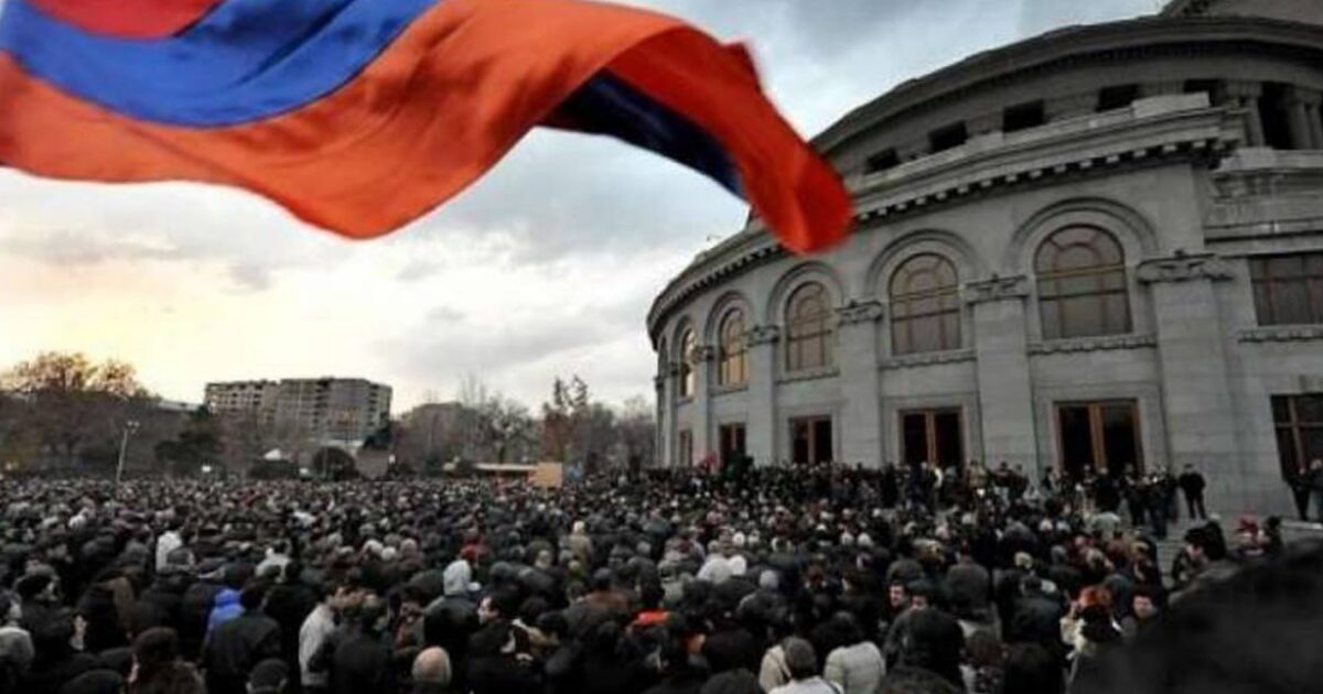 Ընդդիմությունը սպասում է, որ մարդիկ սթափվեն. «Հրապարակ»