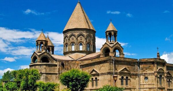 Շահարկվող զրպարտությունների առնչությամբ. Մայր Աթոռը թվեր է հրապարակել