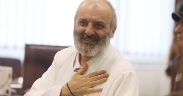 Բագրատ Սրբազանի և 18 արդարների գործով դատական նիստն անցավ լարված